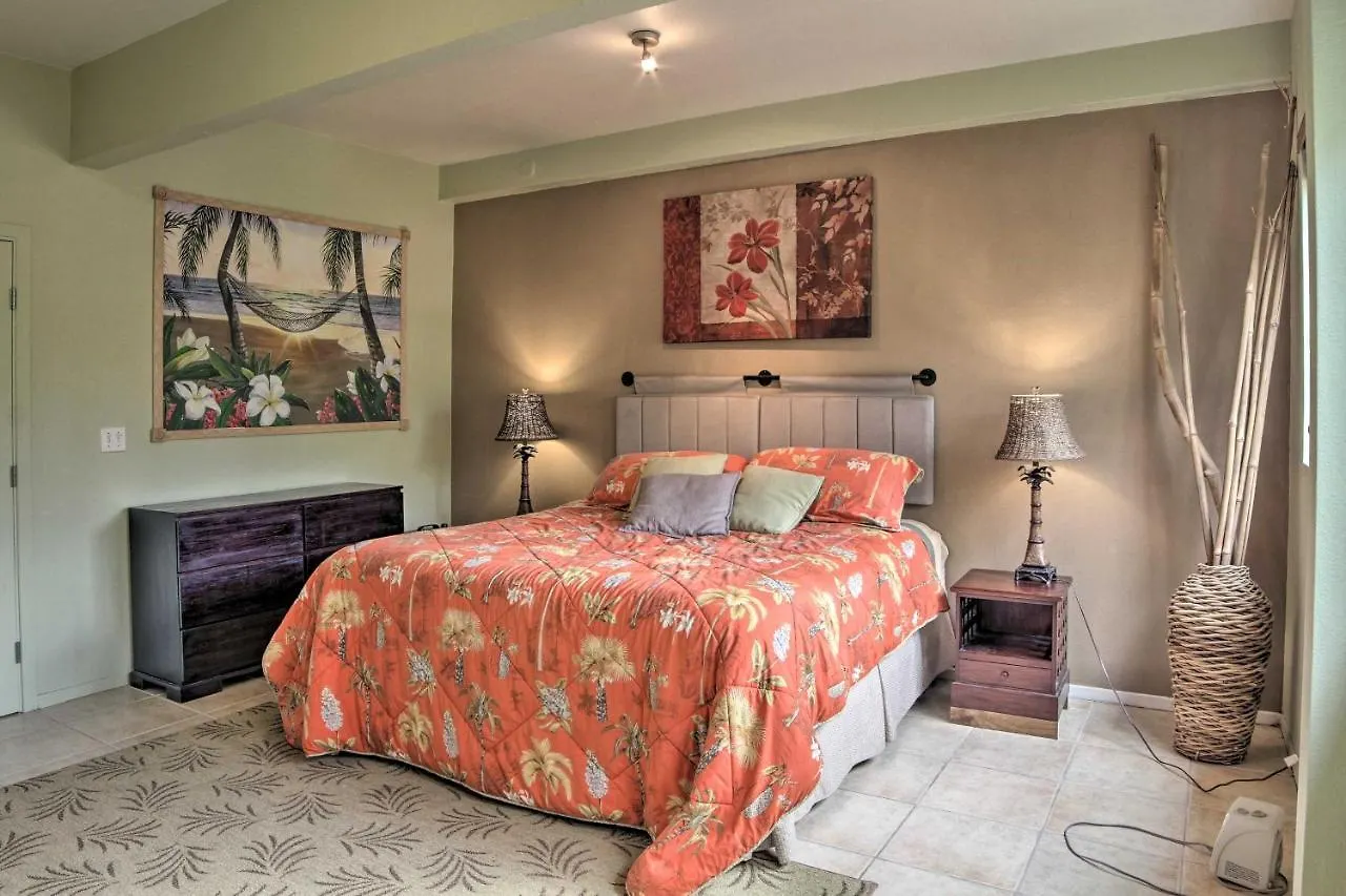 Holiday home Tropical Volcano Bungalow Less Than 4 Mi To Natl Park!
