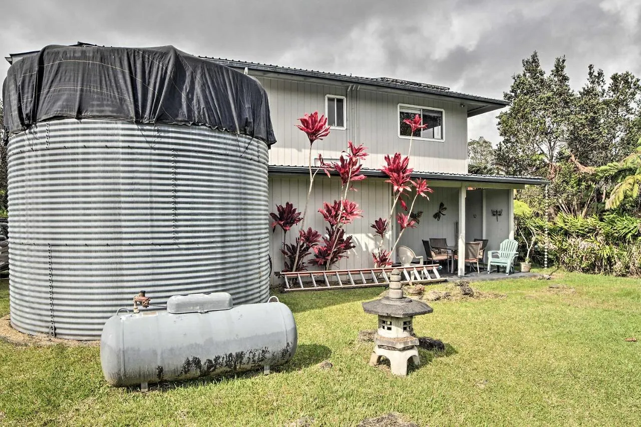 Tropical Volcano Bungalow Less Than 4 Mi To Natl Park! Holiday home